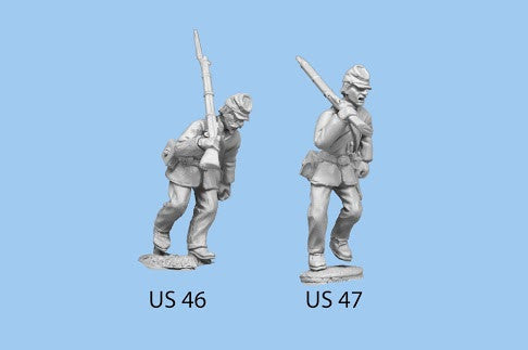 US-46 Union Infantry in Sack Coats / Advancing / Rifle on Shoulder, right leg bent
